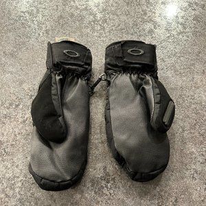 Oakley Mittens